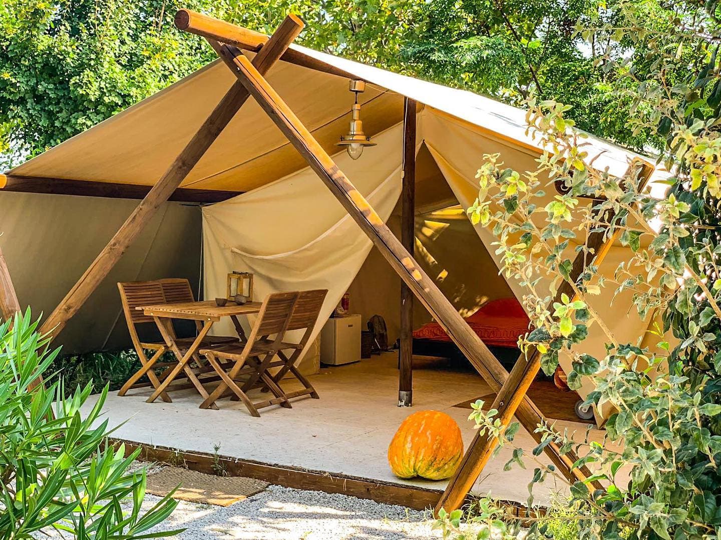 Lodge tents 3